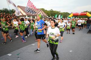 BIB: 
                            <button type="button" onclick="openModal(3530820)" class="btn btn-primary btn-sm float-right btn-popup" data-toggle="modal" data-target=".modal-high-quality">
                        <i class="fas fa-shopping-cart"></i> Add to Cart
                    </button>
                                            <button type="button" onclick="isThisMe(3530820, true)" class="btn btn-success btn-sm float-right btn-popup btn-isme hidden" data-toggle="tooltip" data-placement="bottom" title="นี่คือรูปของคุณใช่ไหม คลิกที่นี่เพื่อเอาเข้าอัลบั้ม">
                        <i class="fas fa-plus"></i> Add to album
                    </button>
                    <button type="button" onclick="isThisMe(3530820, false)" class="btn btn-warning btn-sm float-right btn-popup btn-isnotme hidden">
                        <i class="fas fa-ban"></i> Remove from album
                    </button>